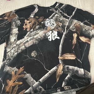 FREEDOM "PREMIUM" OVERSIZED UNISEX TEE IN DARC WOODLAND CAMO